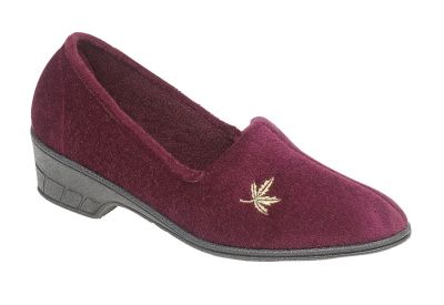 Sleepers ANDOVER LS5301 Burgundy Heeled Motif Indoor Slippers LS5301D